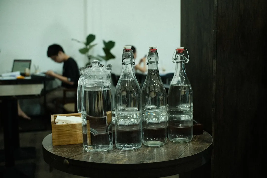 北京葡萄皮儿科技起泡酒与白葡萄酒产品参数对比分析